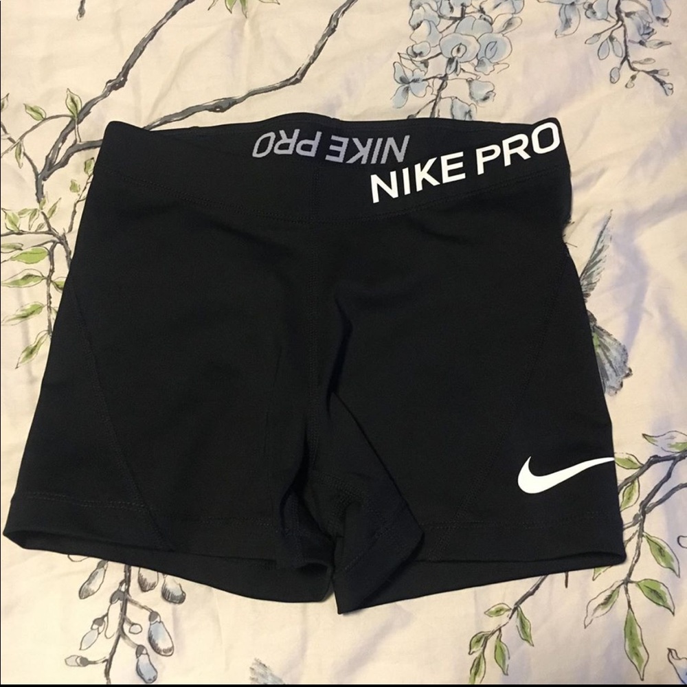 Nike spandex